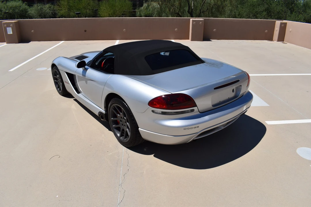 2005 Dodge Viper 3rd Gen - Image 28 of 31
