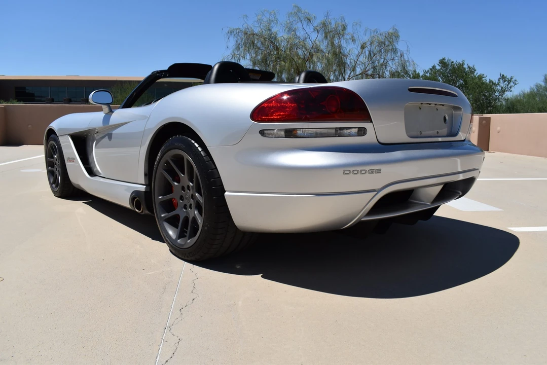 2005 Dodge Viper 3rd Gen - Image 18 of 31