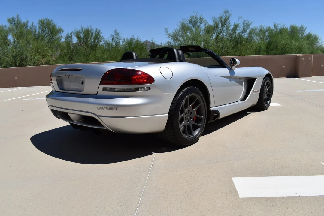 2005 Dodge Viper 3rd Gen - Image 20 of 31