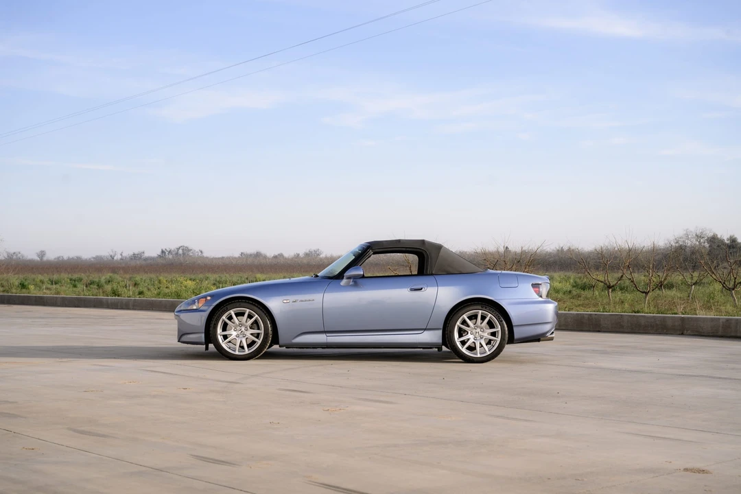 2005 Honda AP2 S2000 - Image 25 of 31