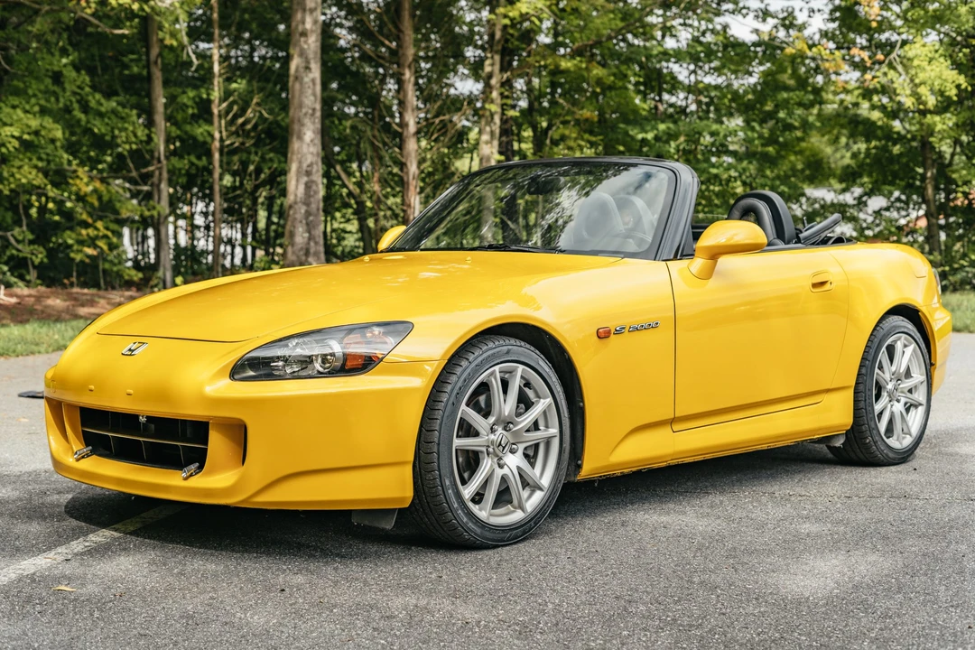 2005 Honda AP2 S2000 - Image 2 of 31