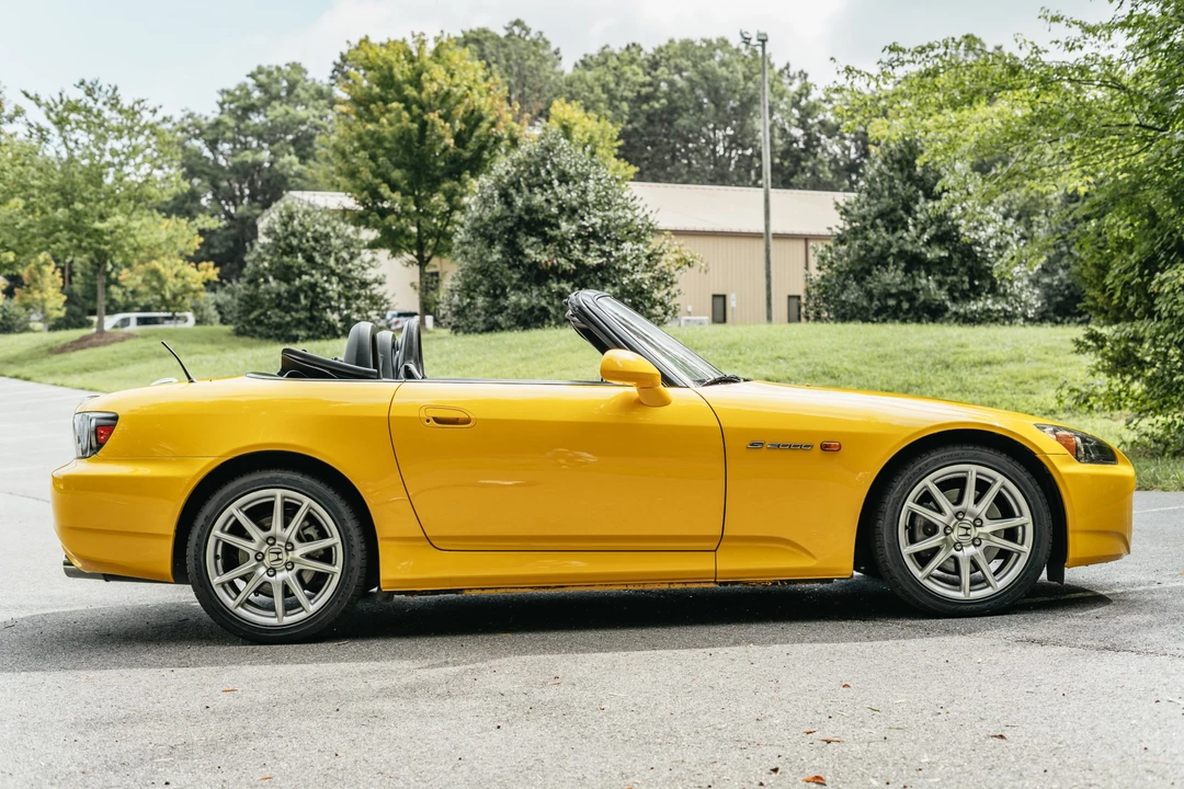 2005 Honda AP2 S2000 - Image 7 of 31