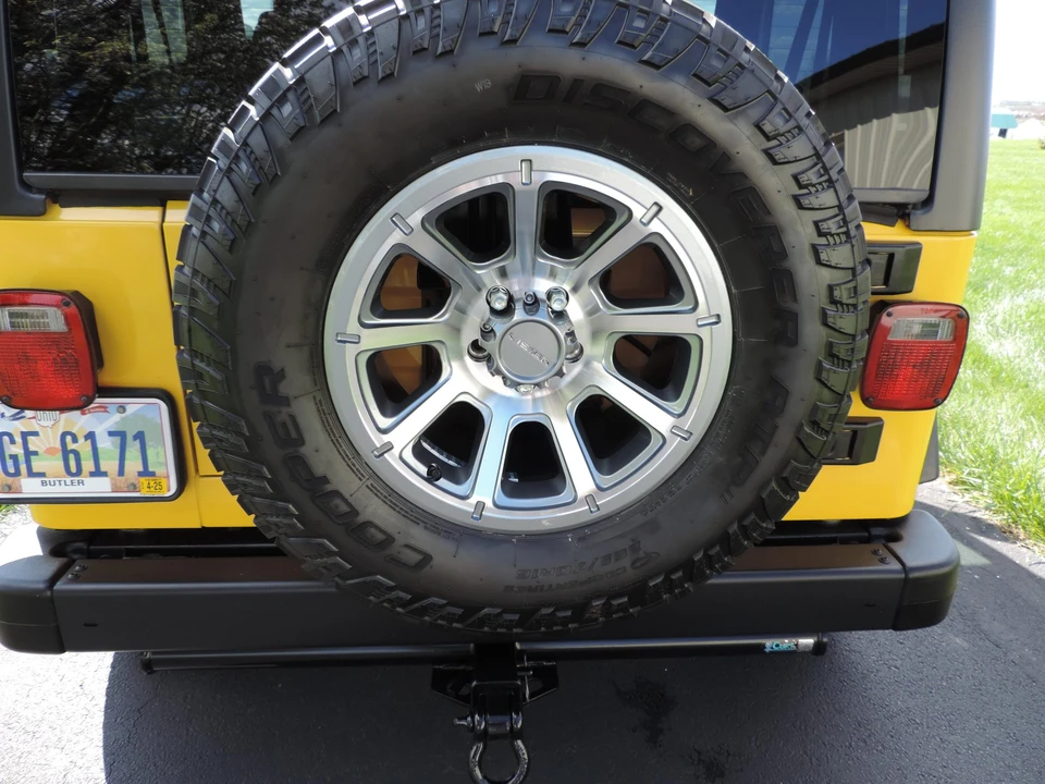 2005 Jeep TJ Wrangler - Image 24 of 31