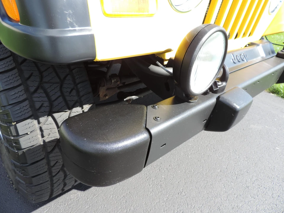 2005 Jeep TJ Wrangler - Image 21 of 31