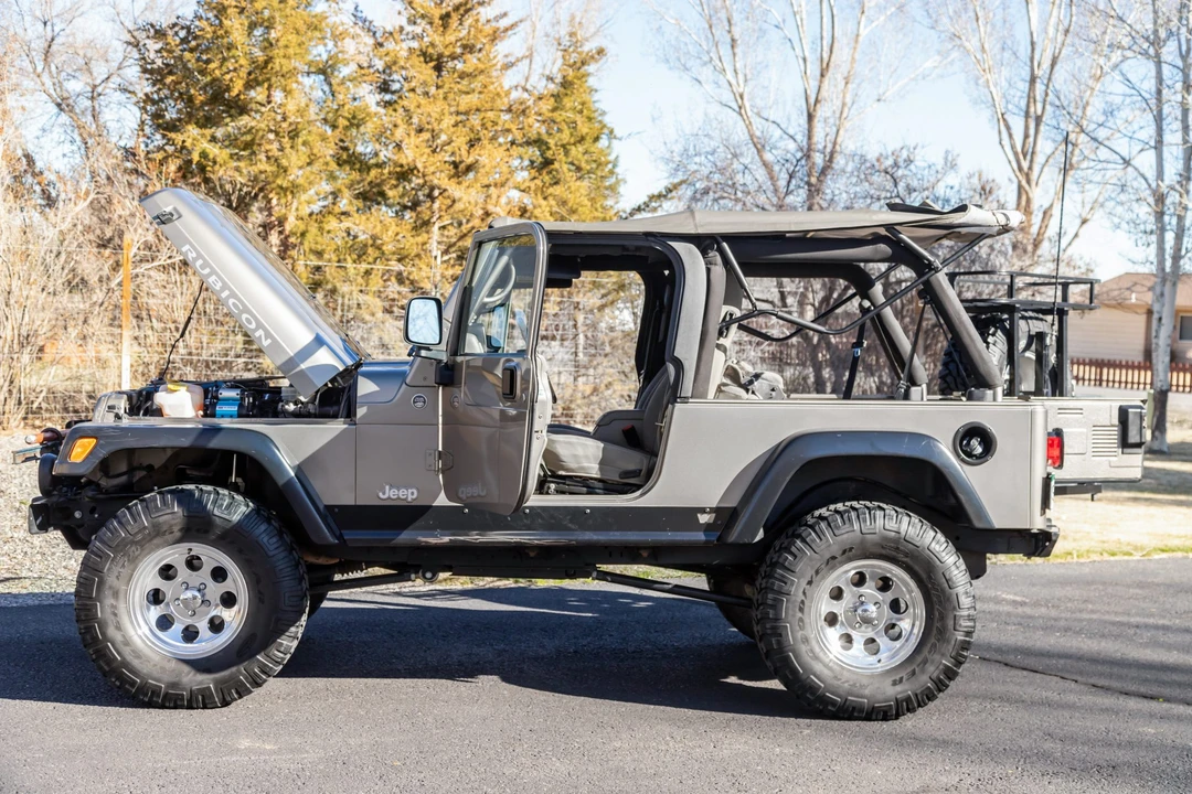2005 Jeep TJ Wrangler - Image 25 of 31