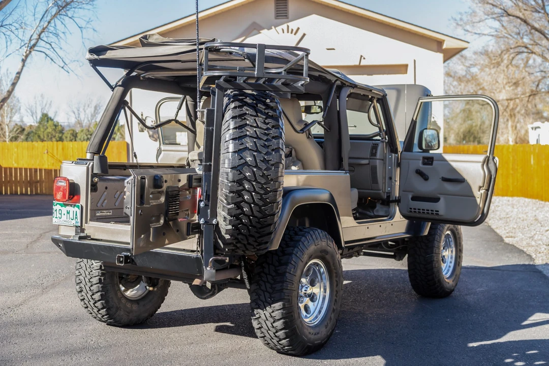 2005 Jeep TJ Wrangler - Image 22 of 31