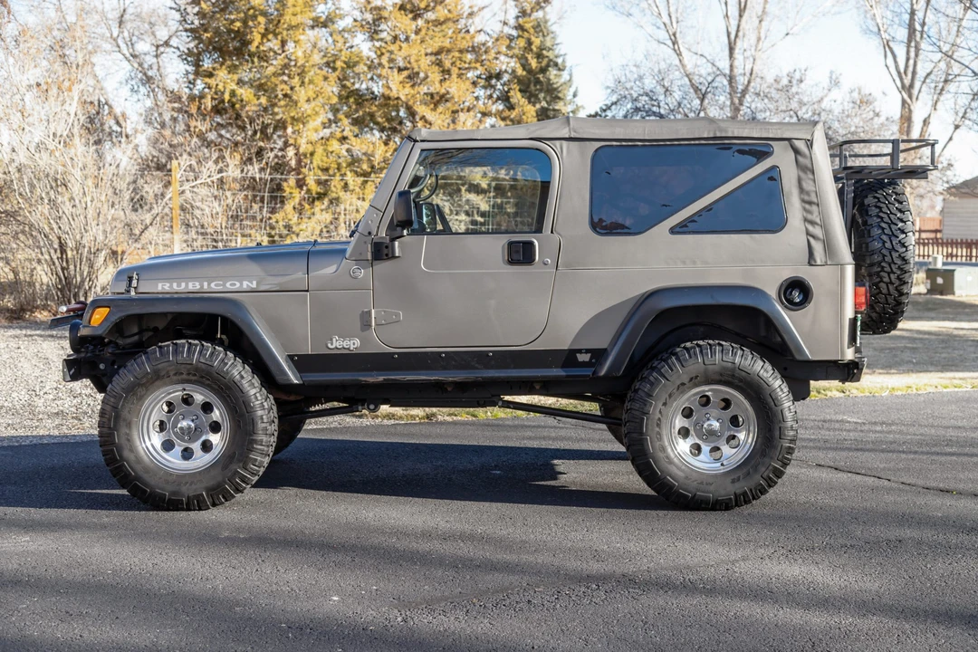 2005 Jeep TJ Wrangler - Image 17 of 31
