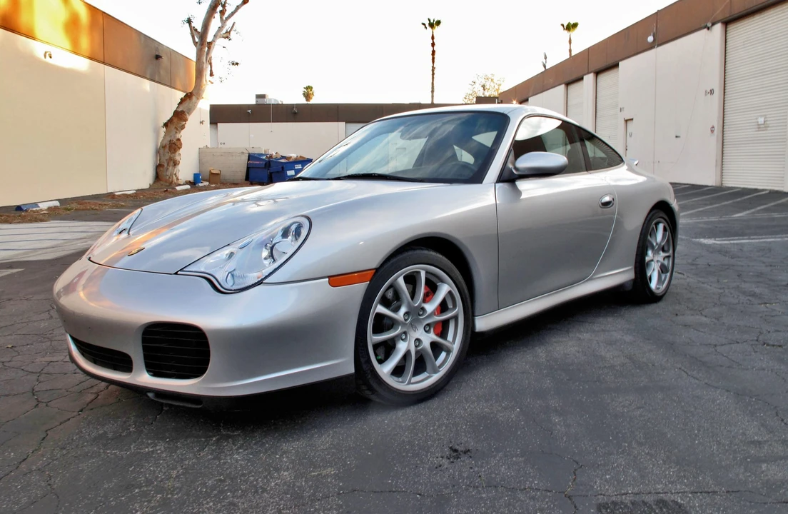 2005 Porsche 996 Carrera 4S - Image 10 of 31