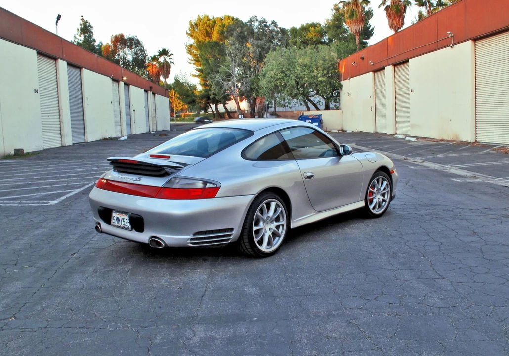 2005 Porsche 996 Carrera 4S - Image 29 of 31