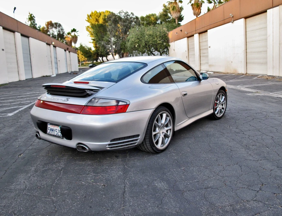 2005 Porsche 996 Carrera 4S - Image 28 of 31