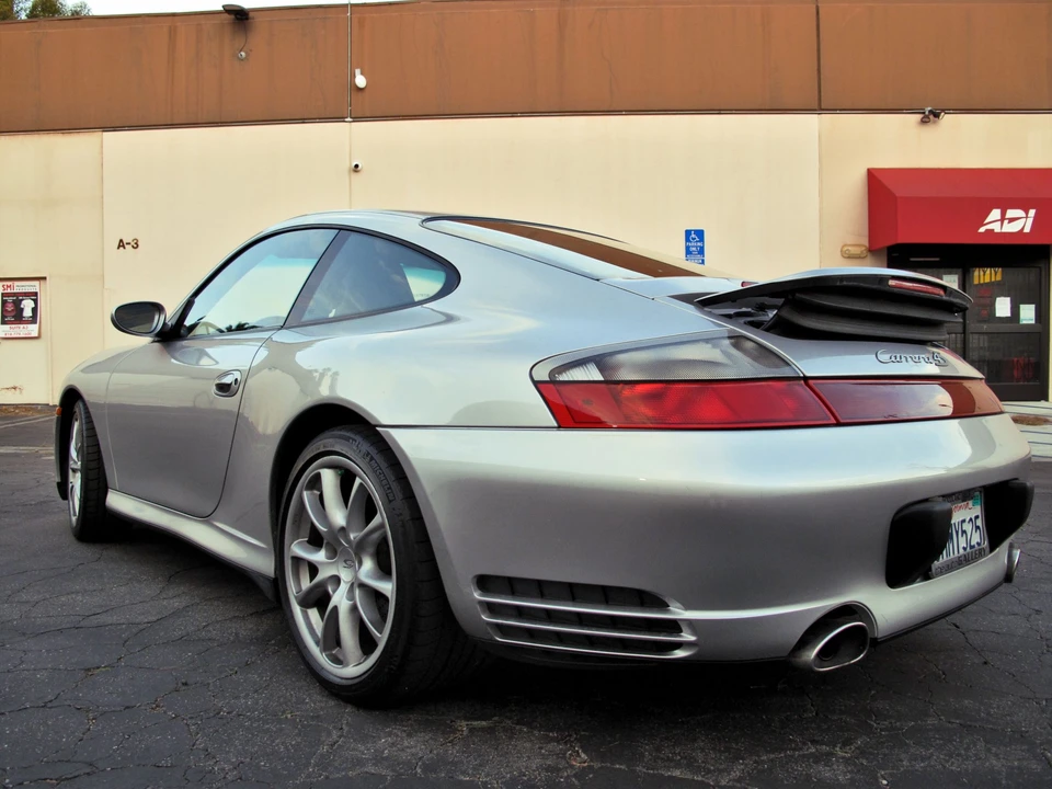 2005 Porsche 996 Carrera 4S - Image 19 of 31