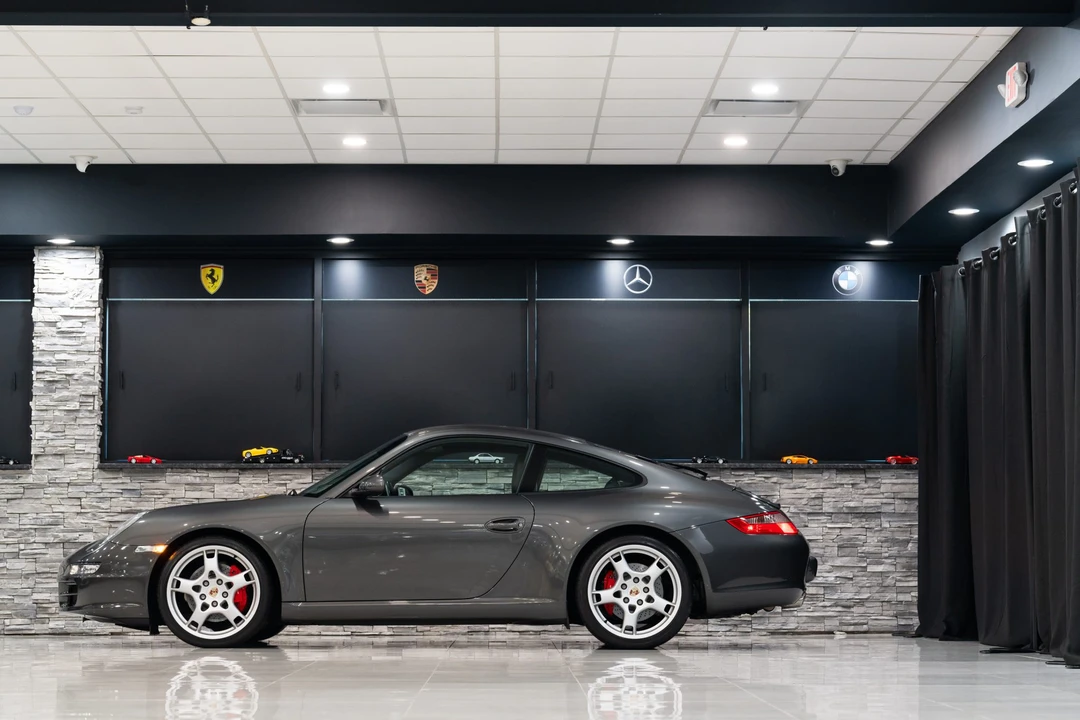 2005 Porsche 997 Carrera S - Image 16 of 31