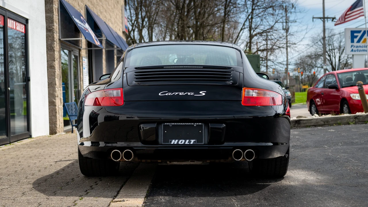 2005 Porsche 997 Carrera S - Image 5 of 31