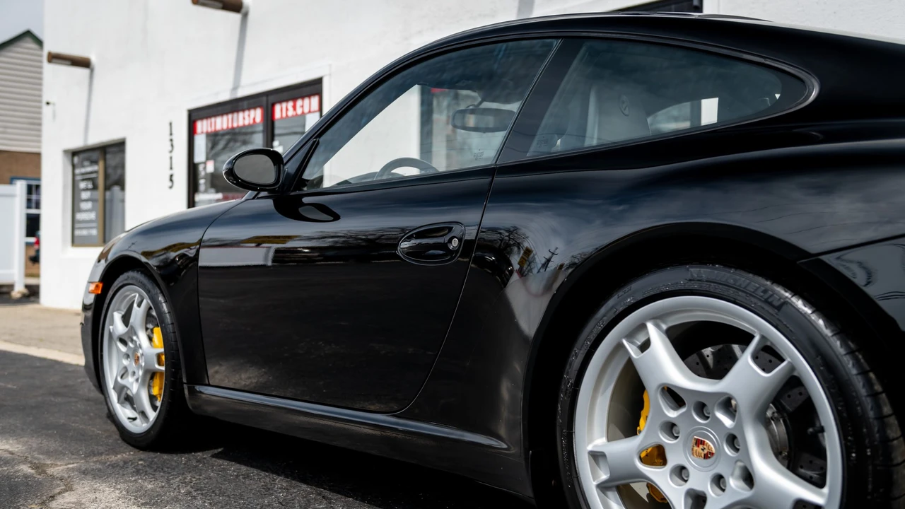 2005 Porsche 997 Carrera S - Image 18 of 31