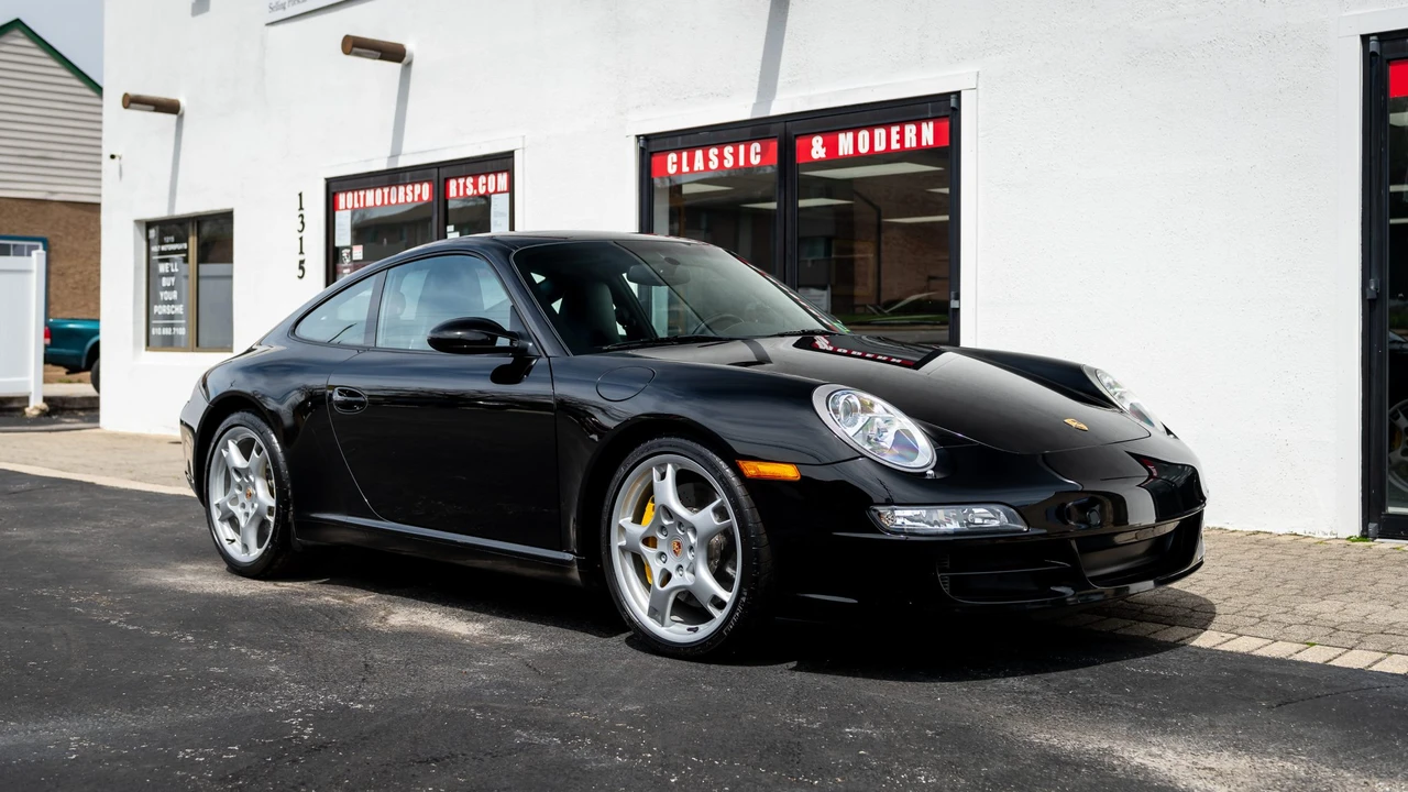 2005 Porsche 997 Carrera S - Image 10 of 31