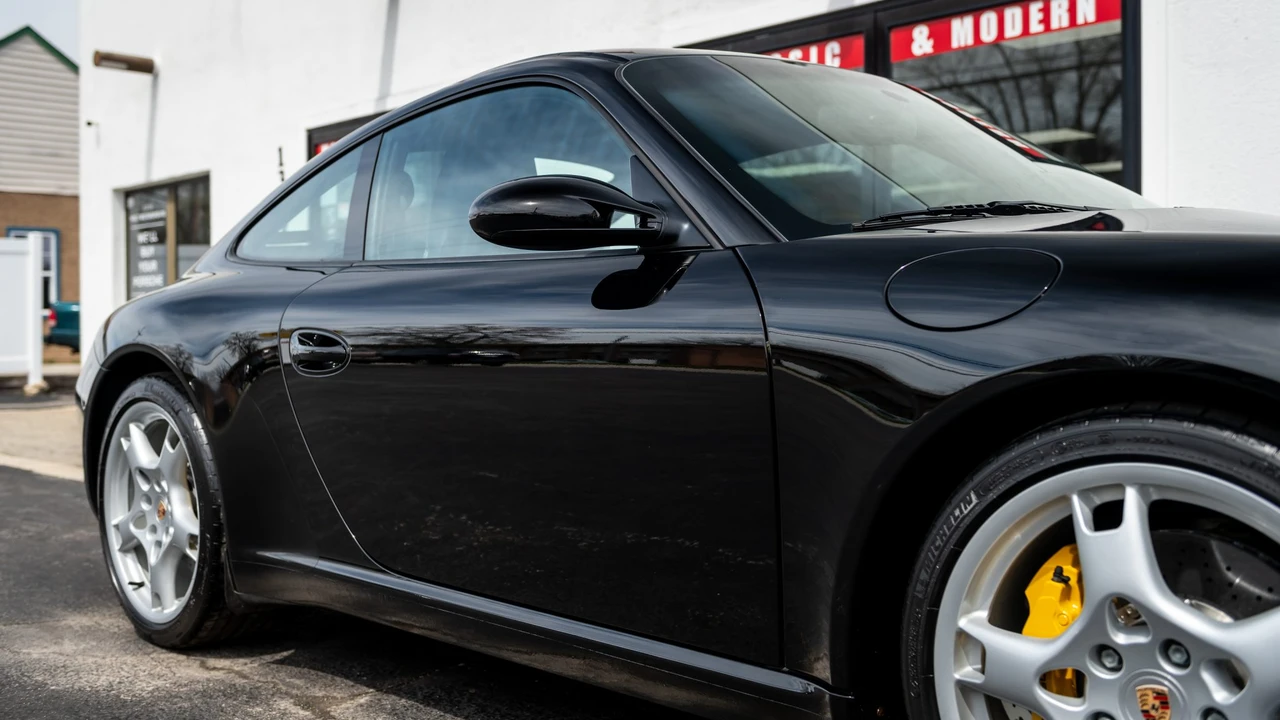 2005 Porsche 997 Carrera S - Image 13 of 31
