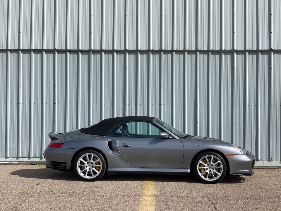 2005 Porsche 996 Turbo - Image 24 of 31