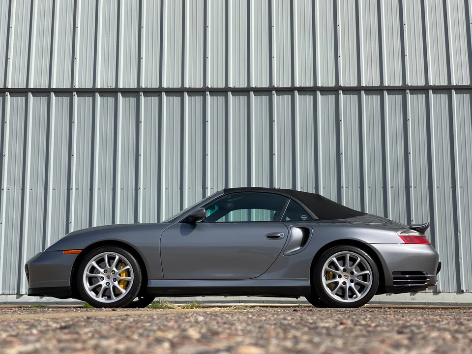 2005 Porsche 996 Turbo - Image 9 of 31