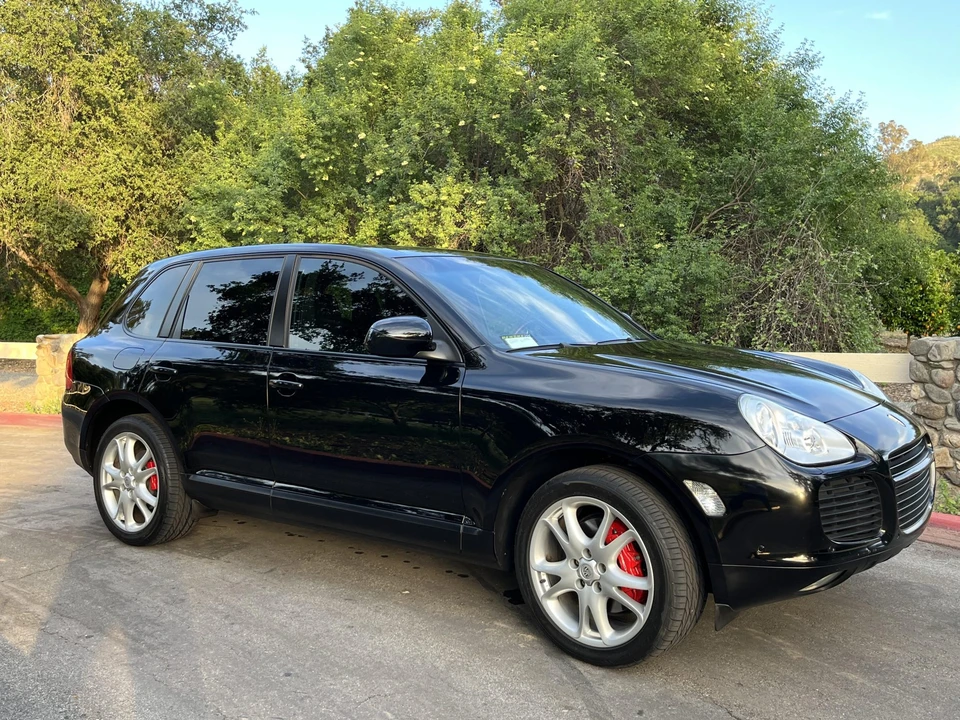 2005 Porsche 955/957 Cayenne Turbo - Image 8 of 31
