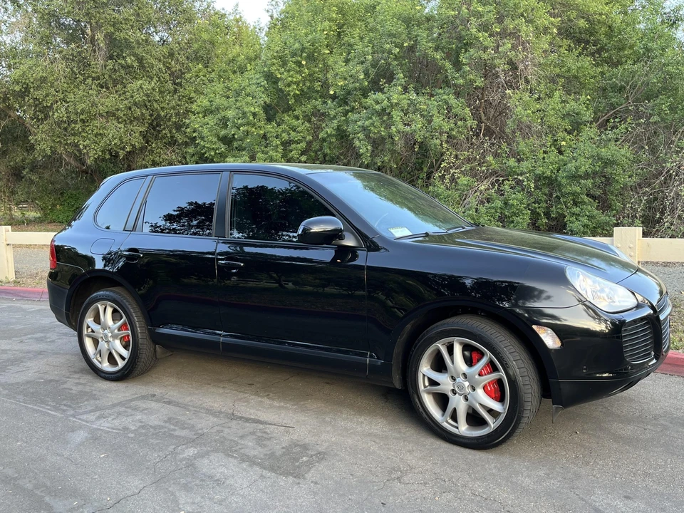 2005 Porsche 955/957 Cayenne Turbo - Image 10 of 31