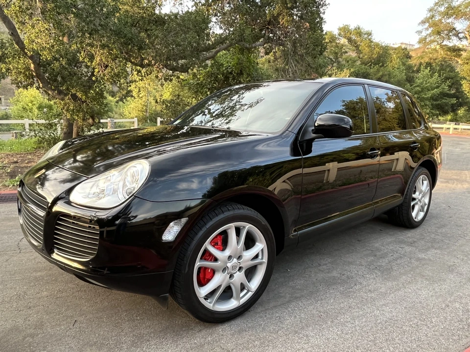 2005 Porsche 955/957 Cayenne Turbo - Image 2 of 31