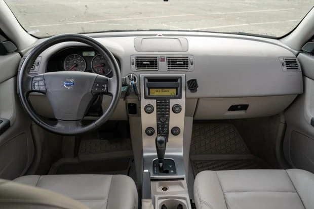 2005 Volvo S40 2nd Gen - Image 5 of 7