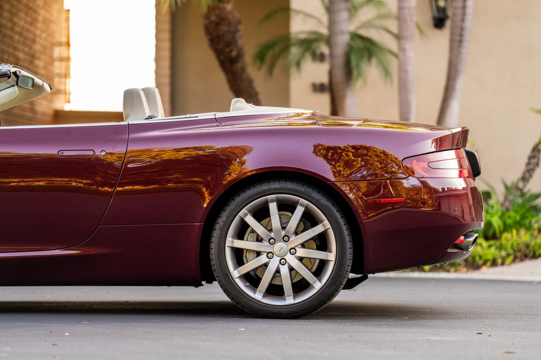 2006 Aston Martin DB9 - Image 26 of 31