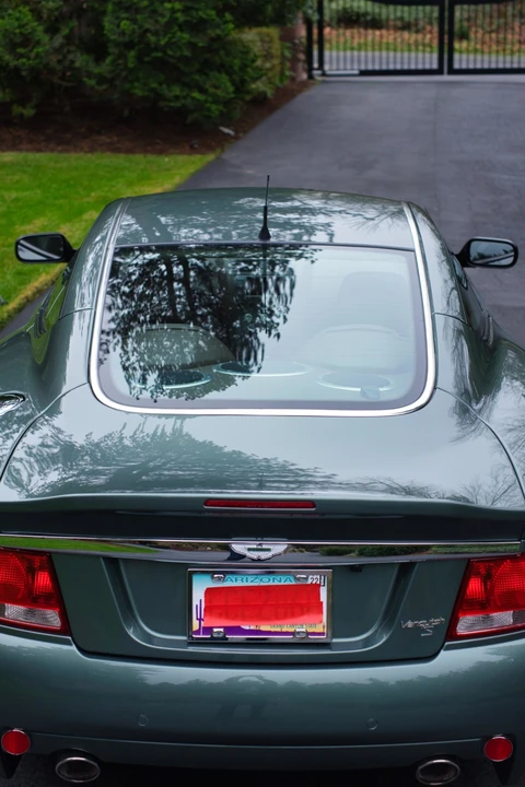 2006 Aston Martin Vanquish 1st Gen - Image 25 of 31