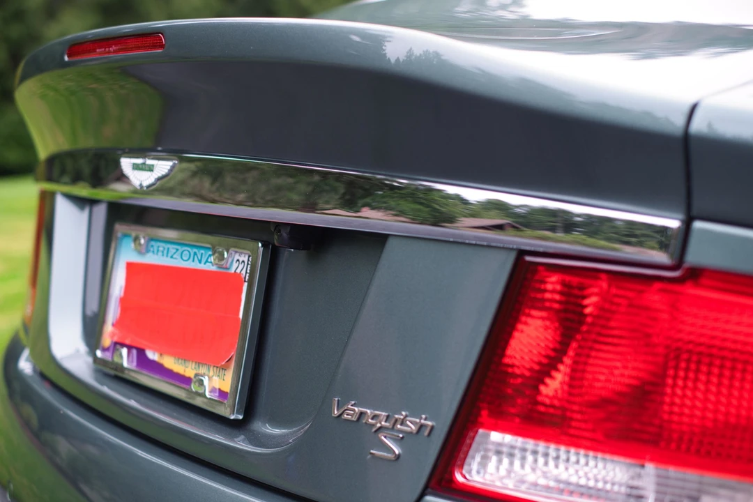 2006 Aston Martin Vanquish 1st Gen - Image 28 of 31