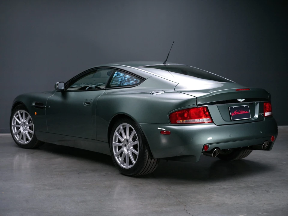 2006 Aston Martin Vanquish 1st Gen - Image 16 of 31