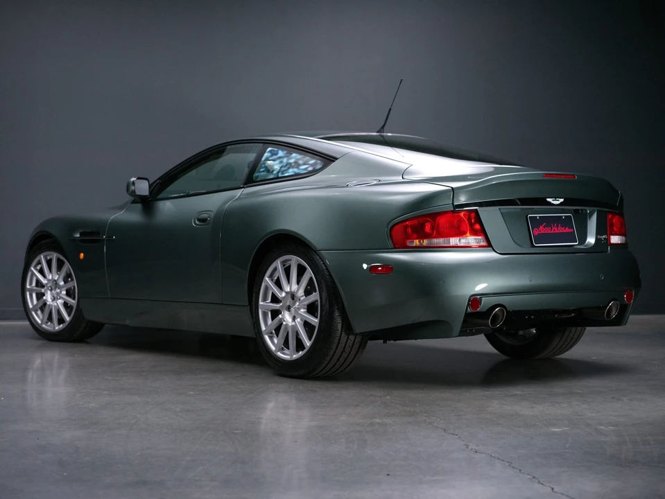 2006 Aston Martin Vanquish 1st Gen - Image 15 of 31