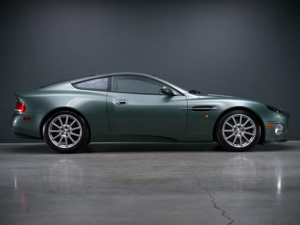 2006 Aston Martin Vanquish 1st Gen - Image 9 of 31