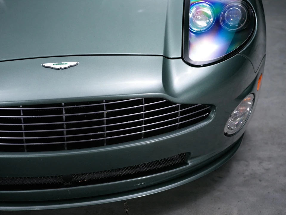 2006 Aston Martin Vanquish 1st Gen - Image 26 of 31
