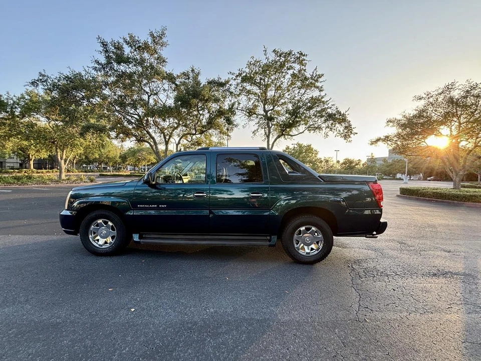2006 Cadillac Escalade & EXT 2nd Gen - Image 13 of 31