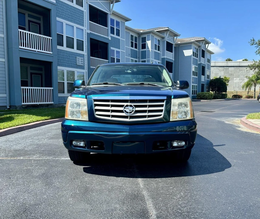 2006 Cadillac Escalade & EXT 2nd Gen - Image 2 of 31
