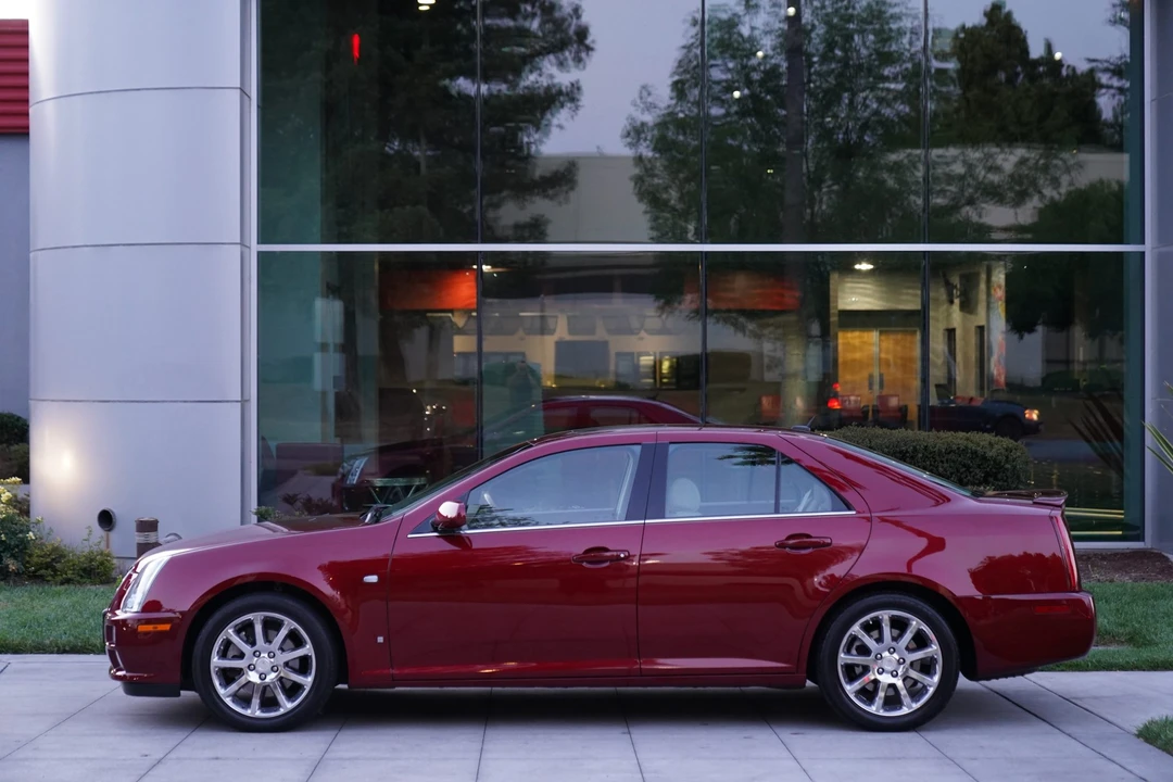 2006 Cadillac STS-V - Image 5 of 31