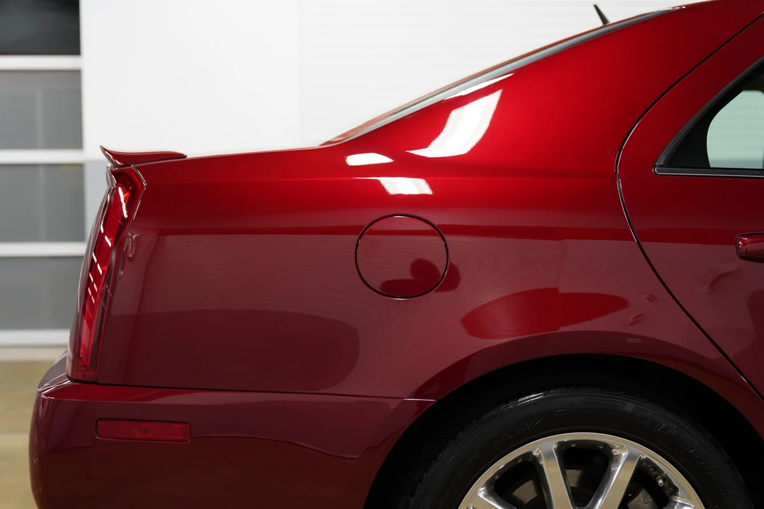 2006 Cadillac STS-V - Image 24 of 31