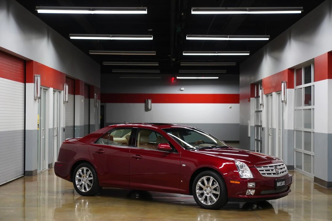 2006 Cadillac STS-V - Image 12 of 31