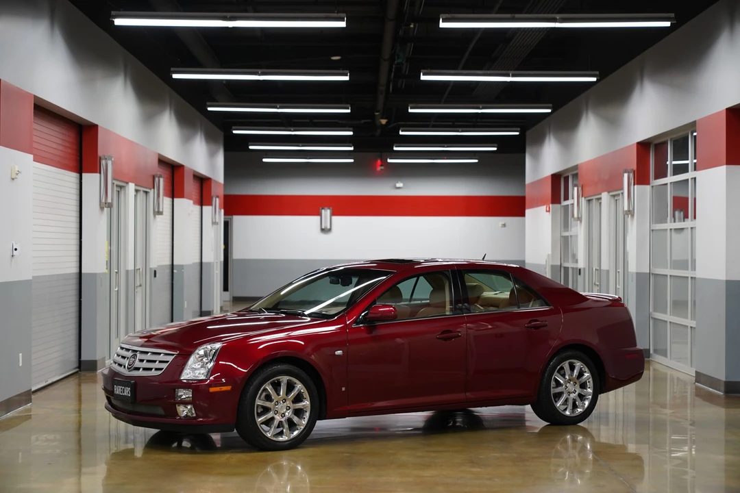 2006 Cadillac STS-V - Image 14 of 31