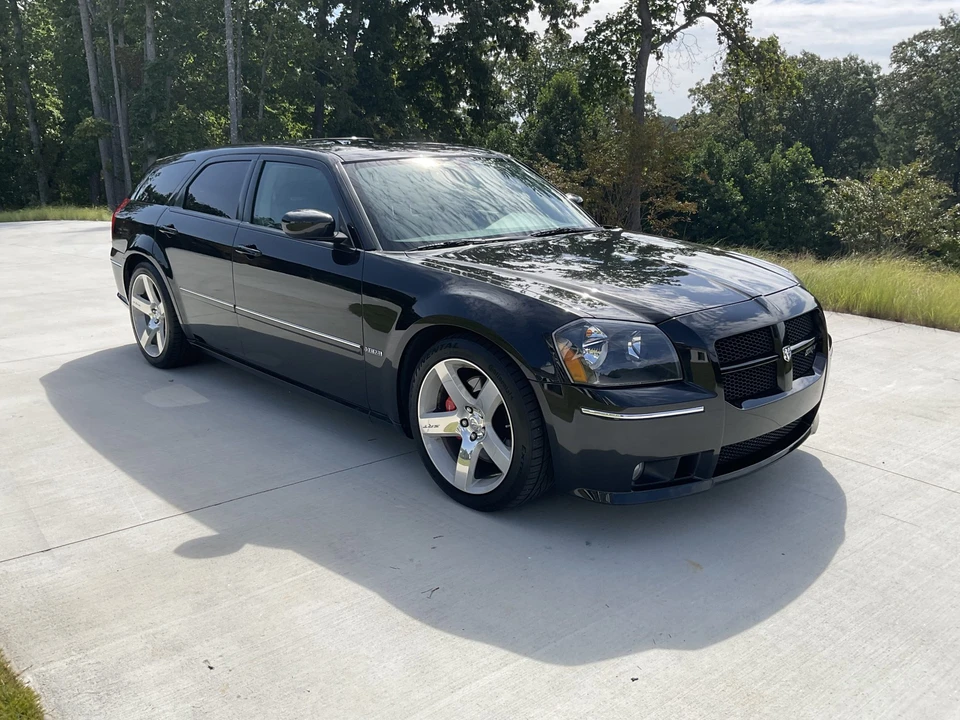 2006 Dodge Magnum SRT8 2nd Gen - Image 12 of 31