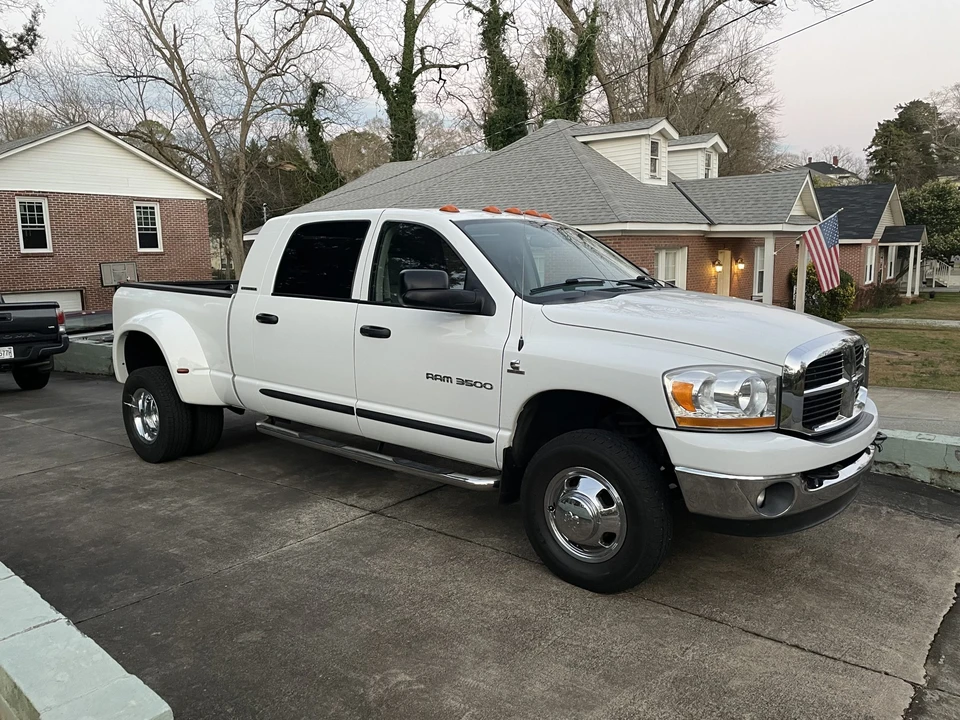 2006 Dodge Ram 3rd Gen - Image 2 of 31