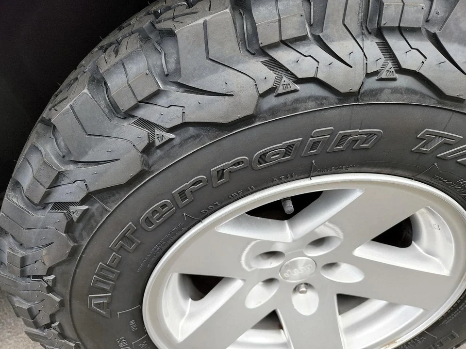 2006 Jeep TJ Wrangler - Image 22 of 31