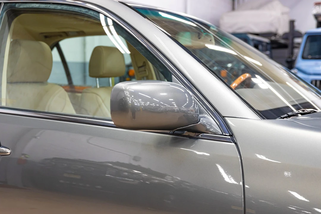 2006 Lexus LS 3rd Gen - Image 23 of 31