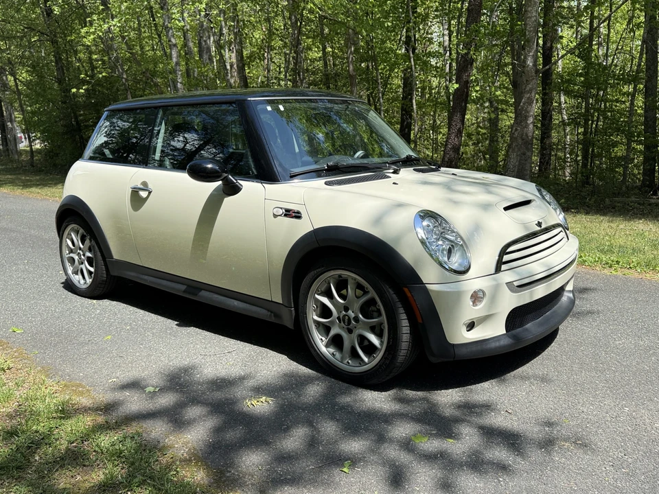 2006 Mini Mini Cooper S 1st Gen - Image 25 of 31