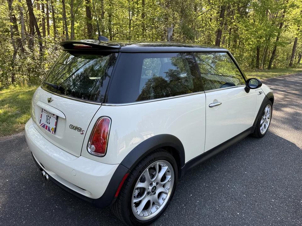 2006 Mini Mini Cooper S 1st Gen - Image 12 of 31