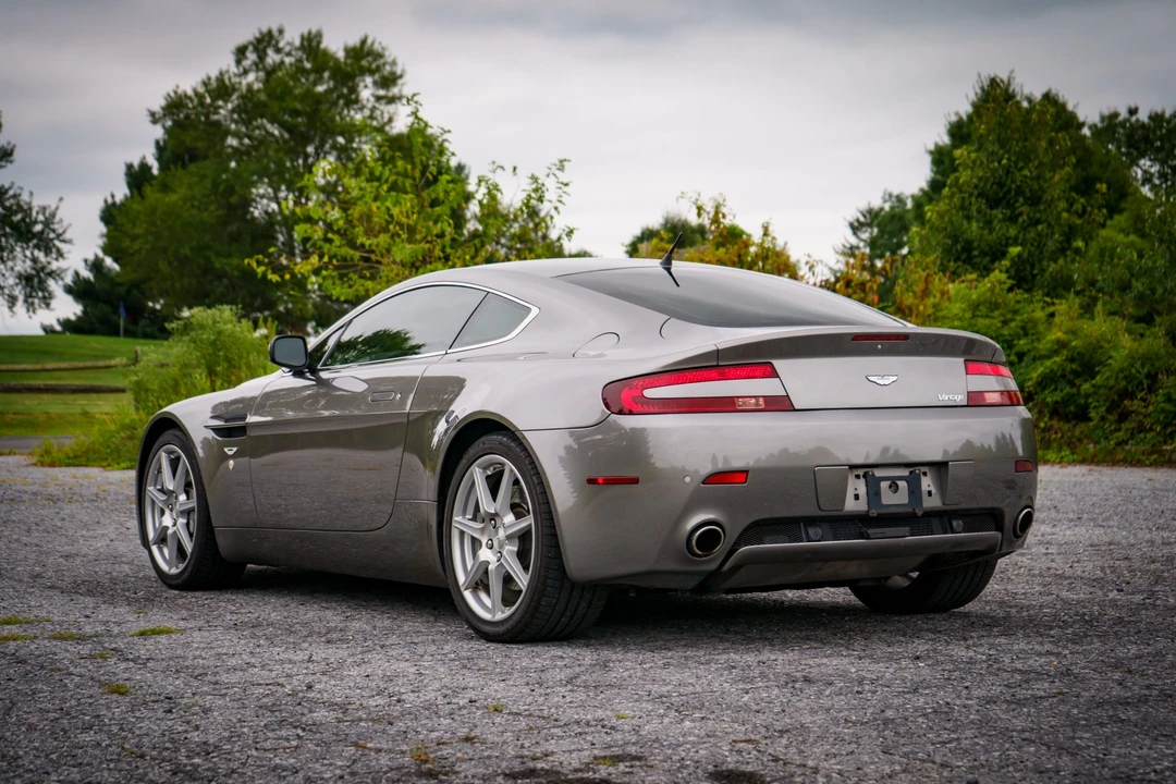 2007 Aston Martin V8 Vantage (2006-2017) - Image 12 of 31