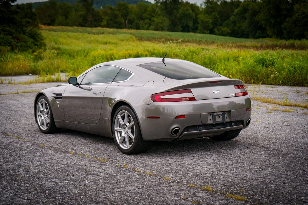 2007 Aston Martin V8 Vantage (2006-2017) - Image 10 of 31