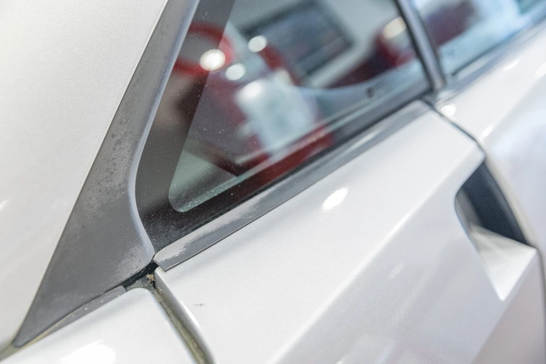 2007 Cadillac XLR - Image 24 of 31
