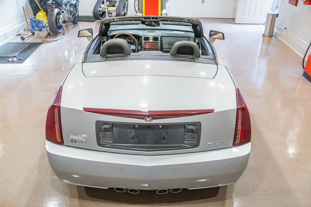 2007 Cadillac XLR - Image 12 of 31