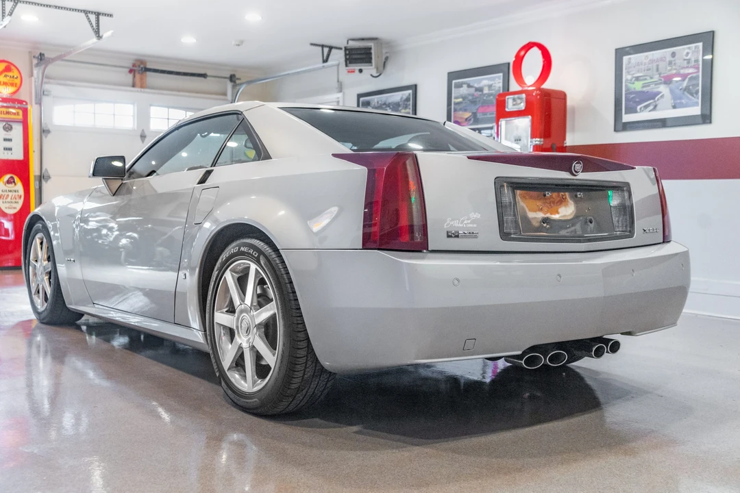 2007 Cadillac XLR - Image 4 of 31